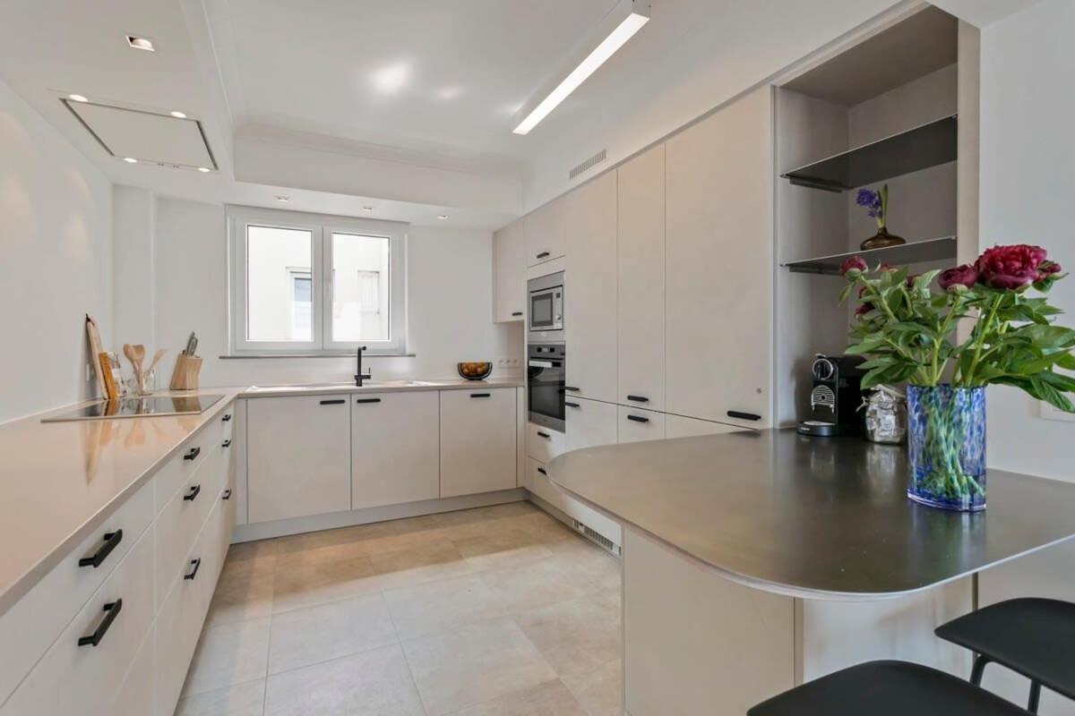 Huswell - Panoramic Seaview Apartment In 'T Zoute Knokke-Heist Luaran gambar